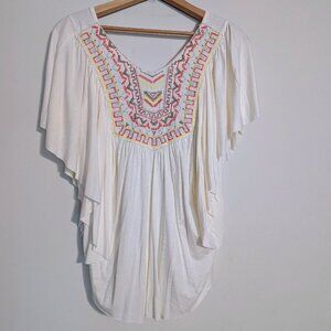 Grace & Lace Cream Flutter Sleeve Tunic